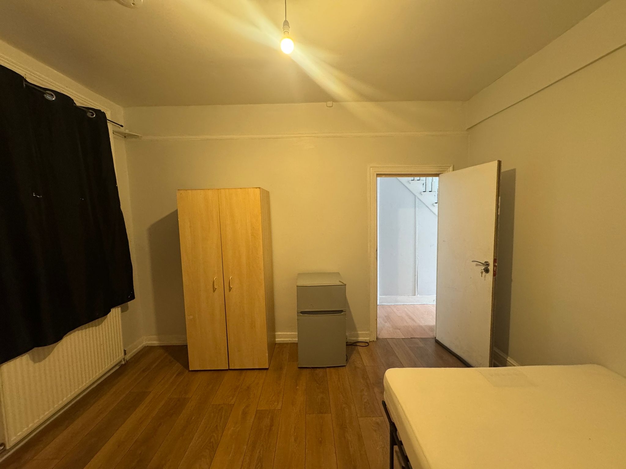 Double room near EAST HAM Clement Road