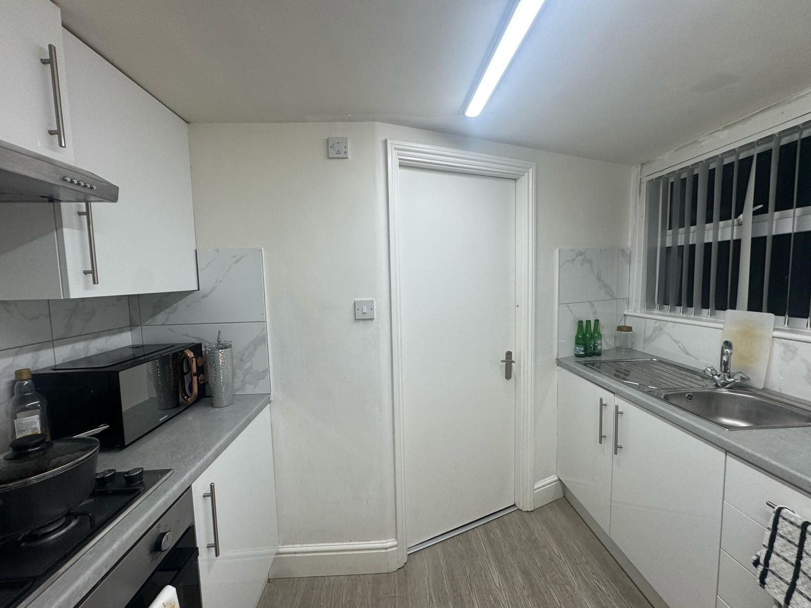 Double room in BRUCE GROVE 