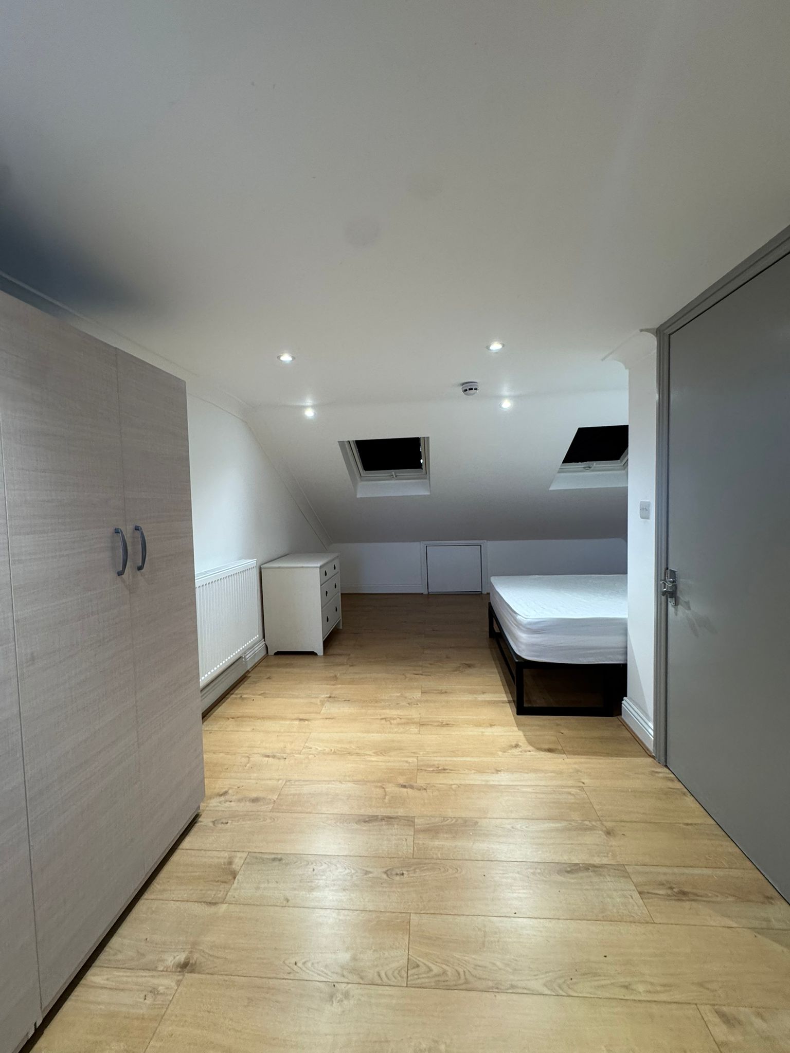 Double room in STRATFORD Colegrave Road