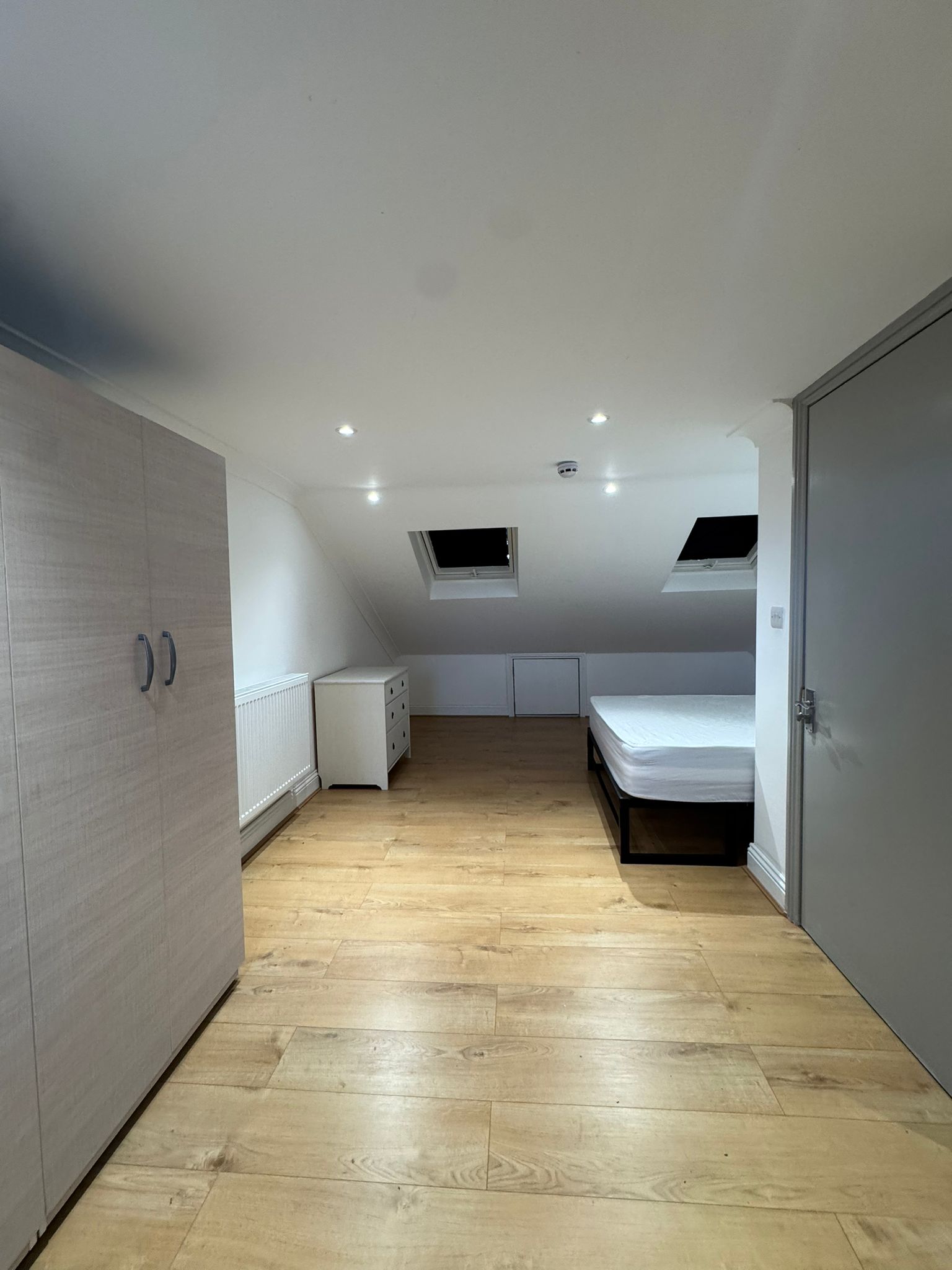 Double room in STRATFORD Colegrave Road