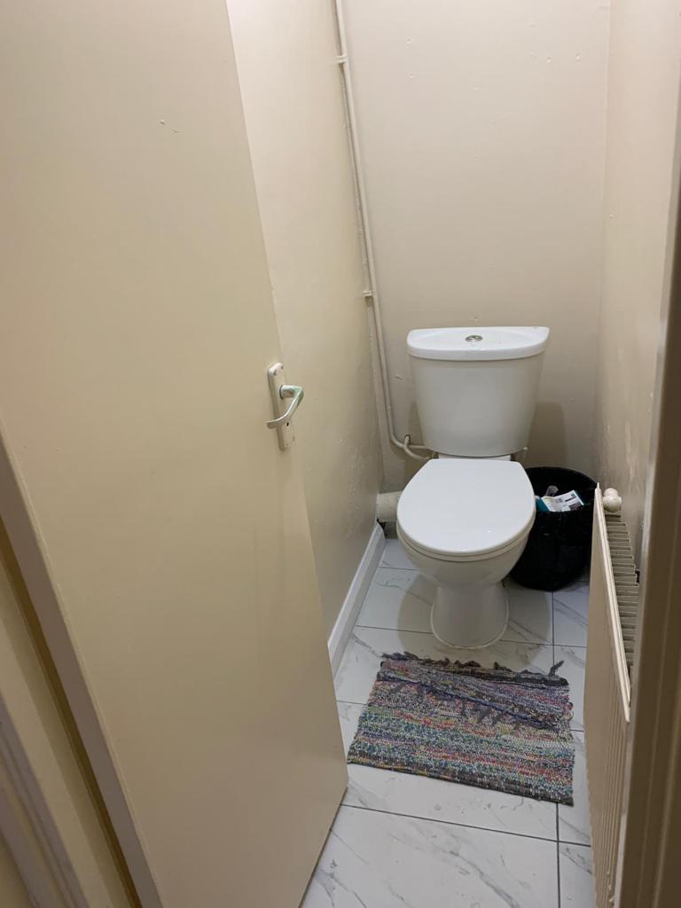 Double room inWandsworth Road Hampson Way (couples ok)