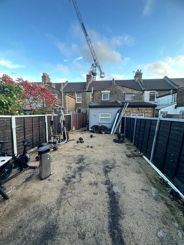 Double room near CANNING TOWN Grange Road