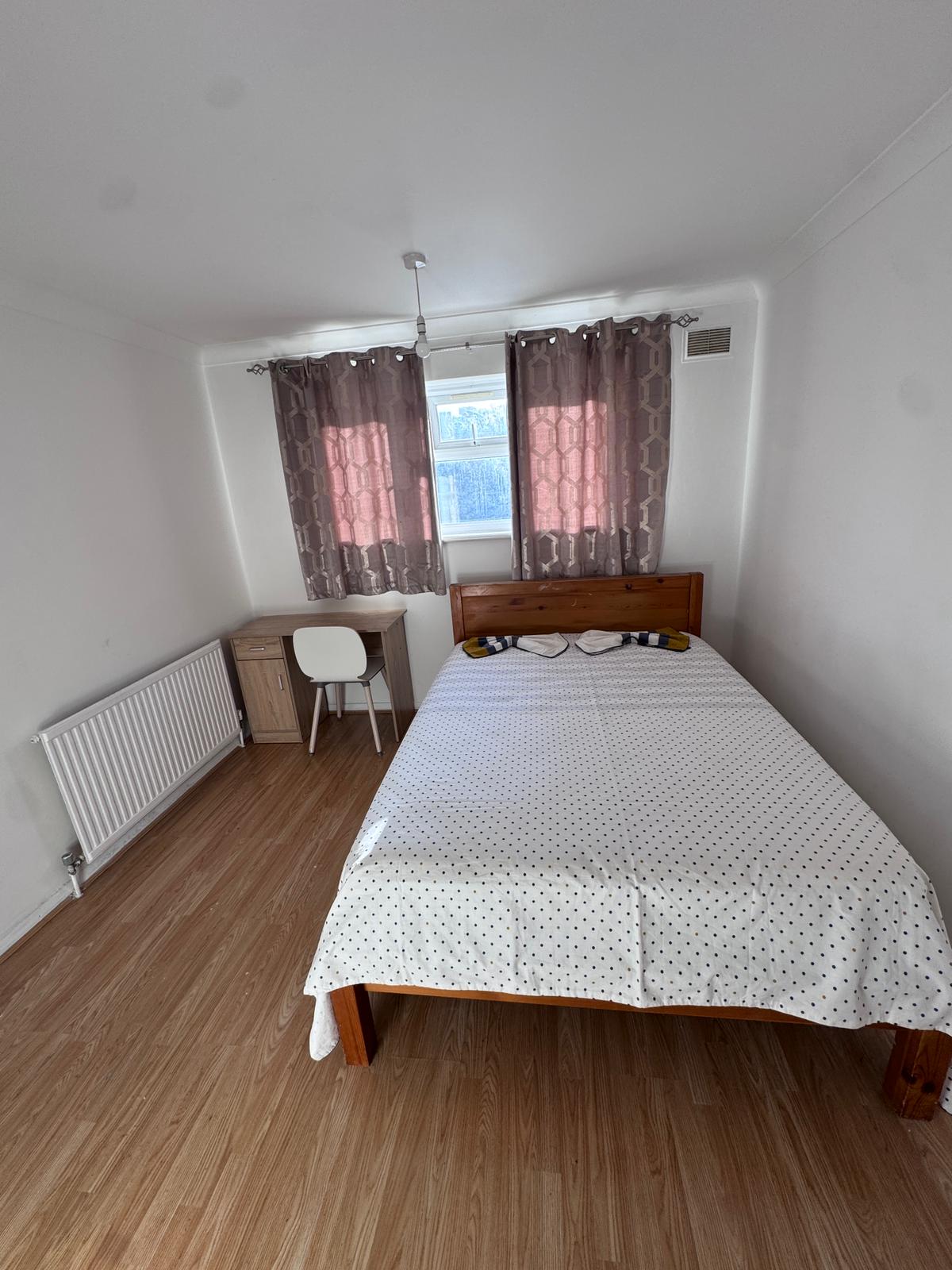 Double room in STRATFORD 