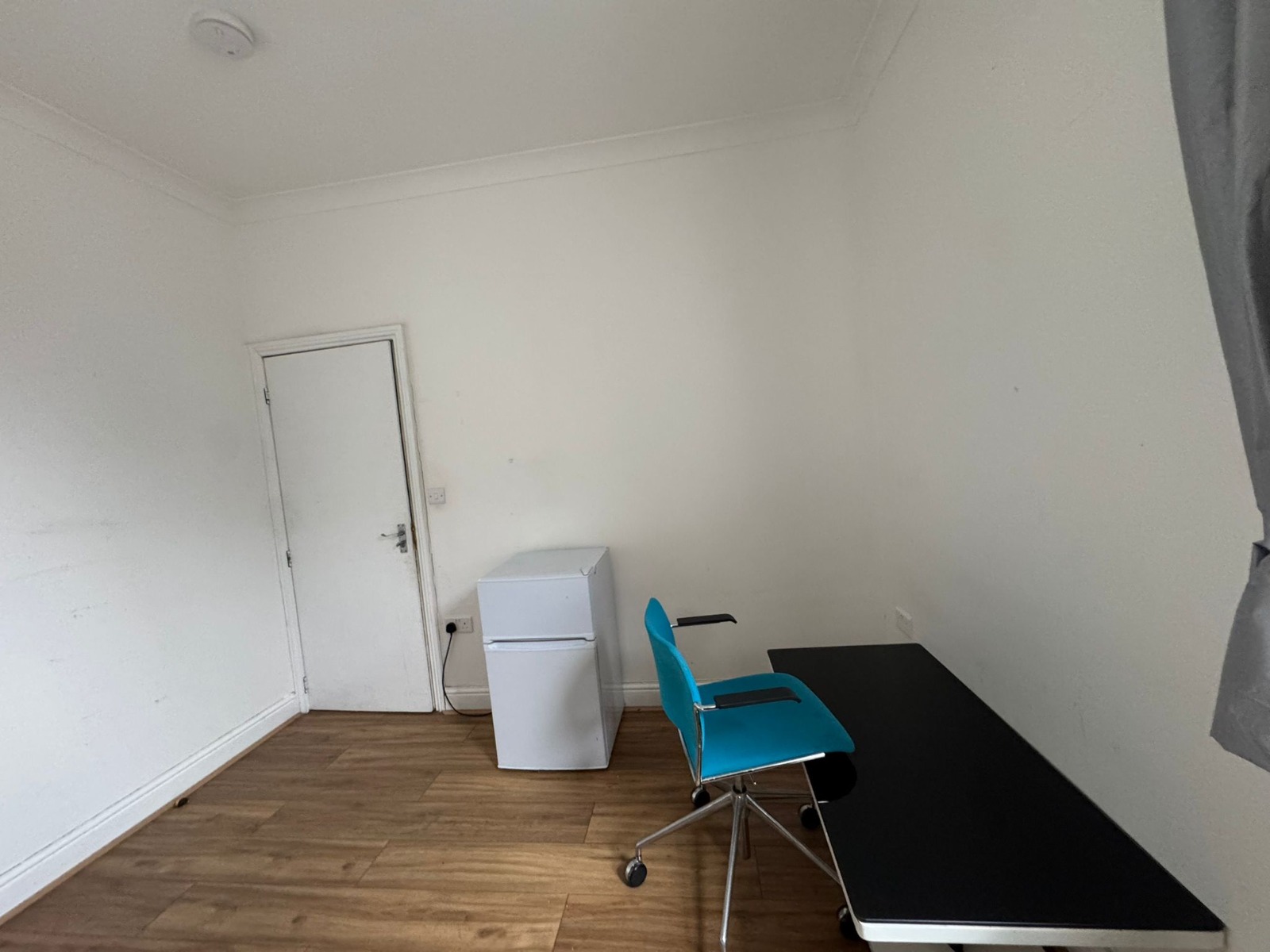 Double room near CANNING TOWN Bethell Avenue