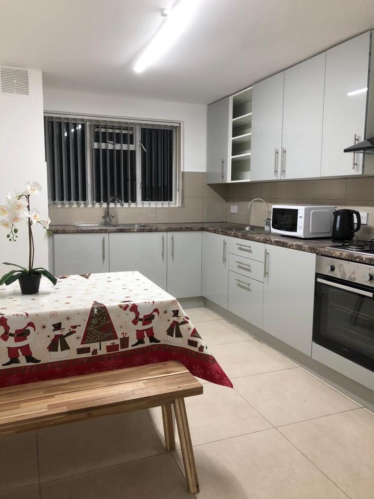 Double room near Seven Sisters Pulford Road