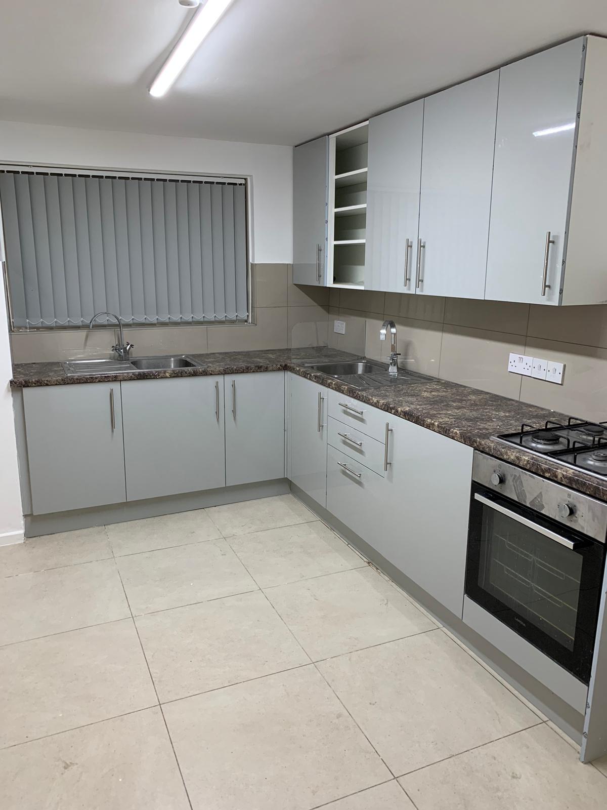 Double room near Seven Sisters Pulford Road