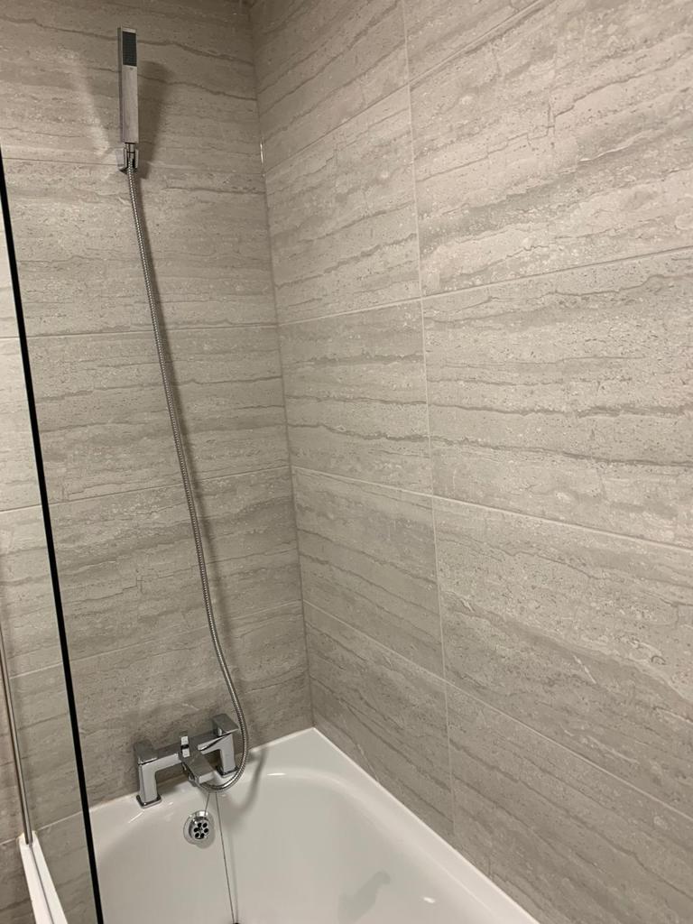 Double room near Seven Sisters Pulford Road