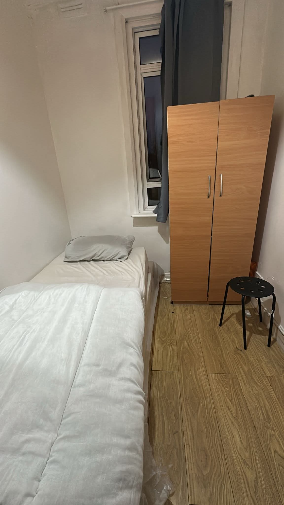Double room nea rGladstone Park
