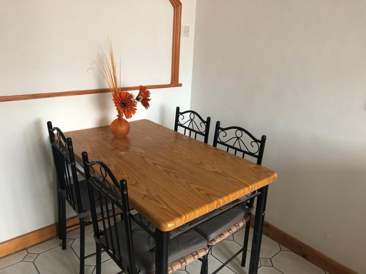 Double room nea rGladstone Park