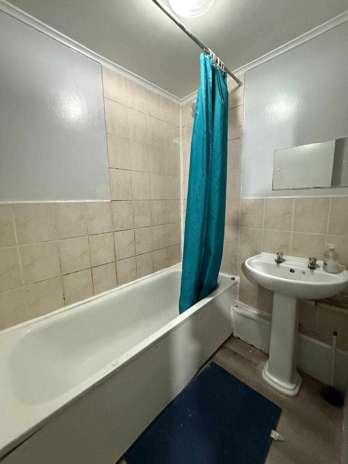 Double room in Bruce Grove