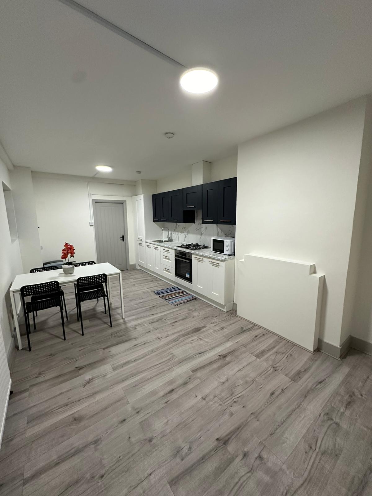 Double room in BRUCE GROVE Higham Road