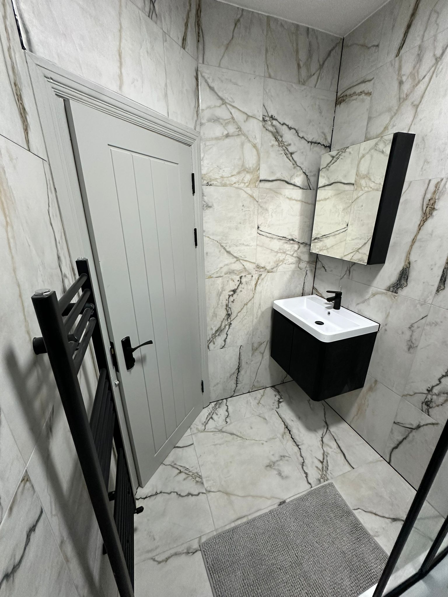 Double room in BRUCE GROVE Higham Road