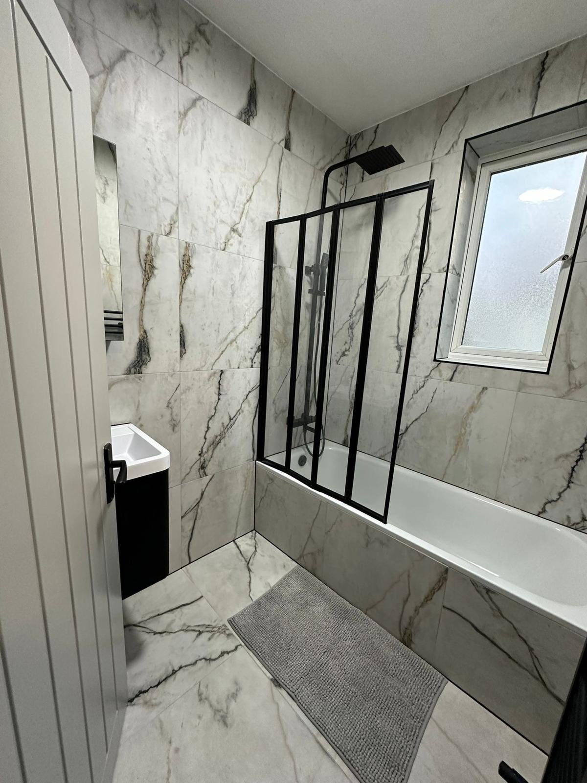 Double room in BRUCE GROVE (couples ok)