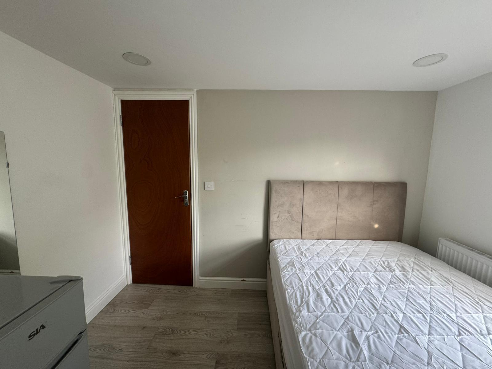 Double room near BRUCE GROVE