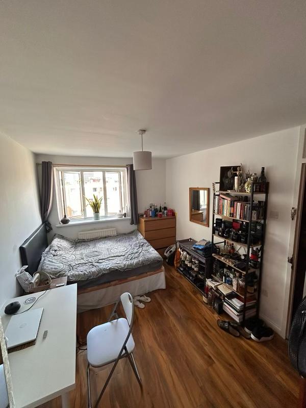 Double room near Bow Common