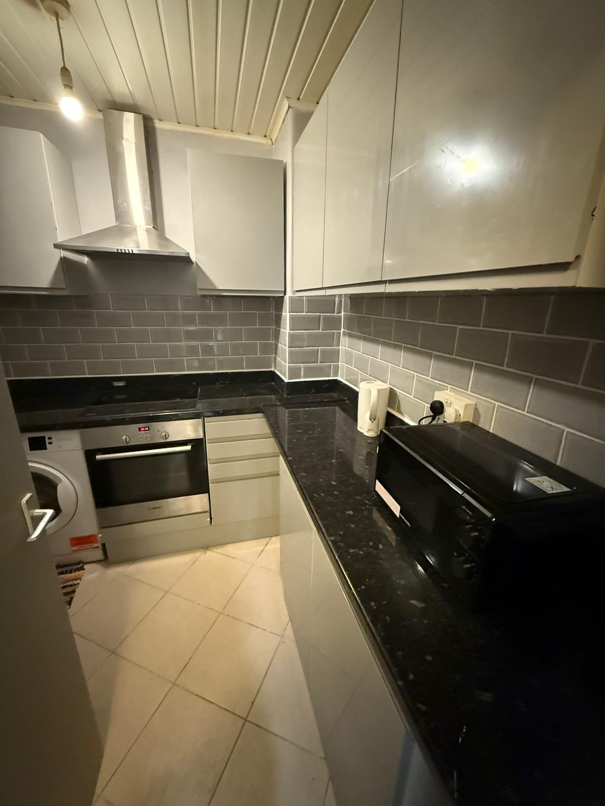 Double room in BRICK LANE Chicksand Street