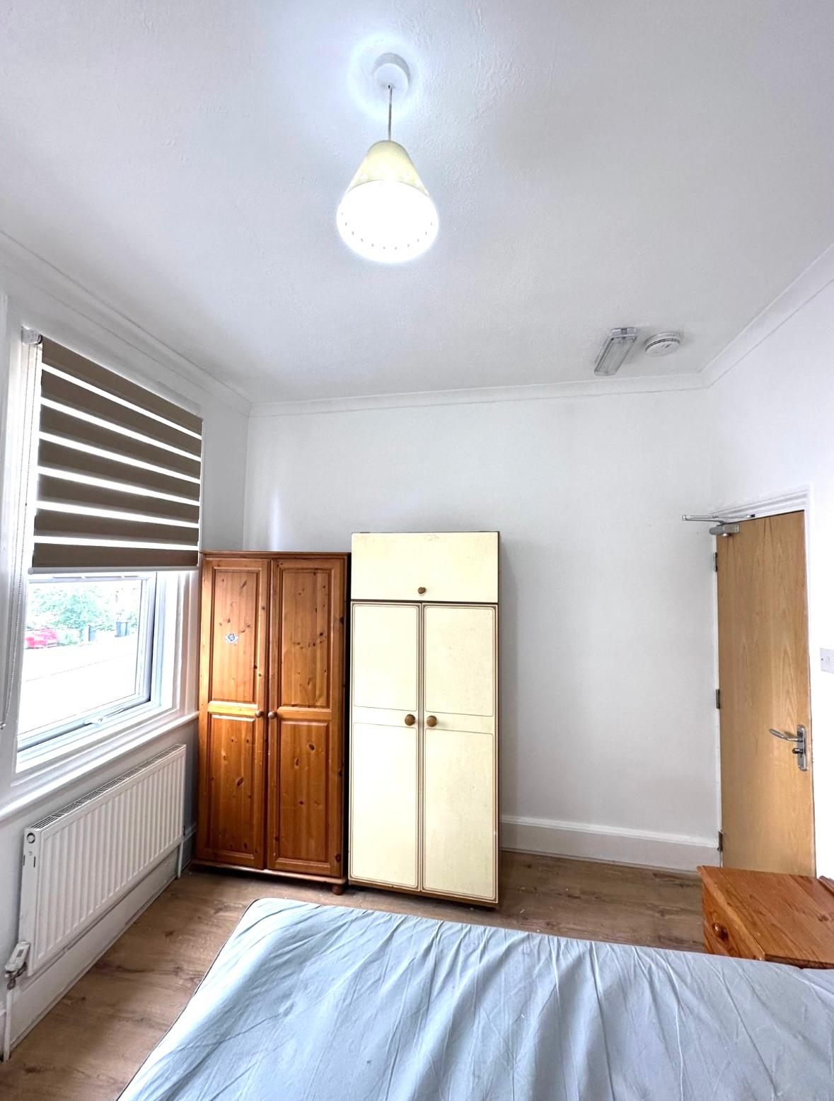 Double room near ENFIELD  Scotland Green Road