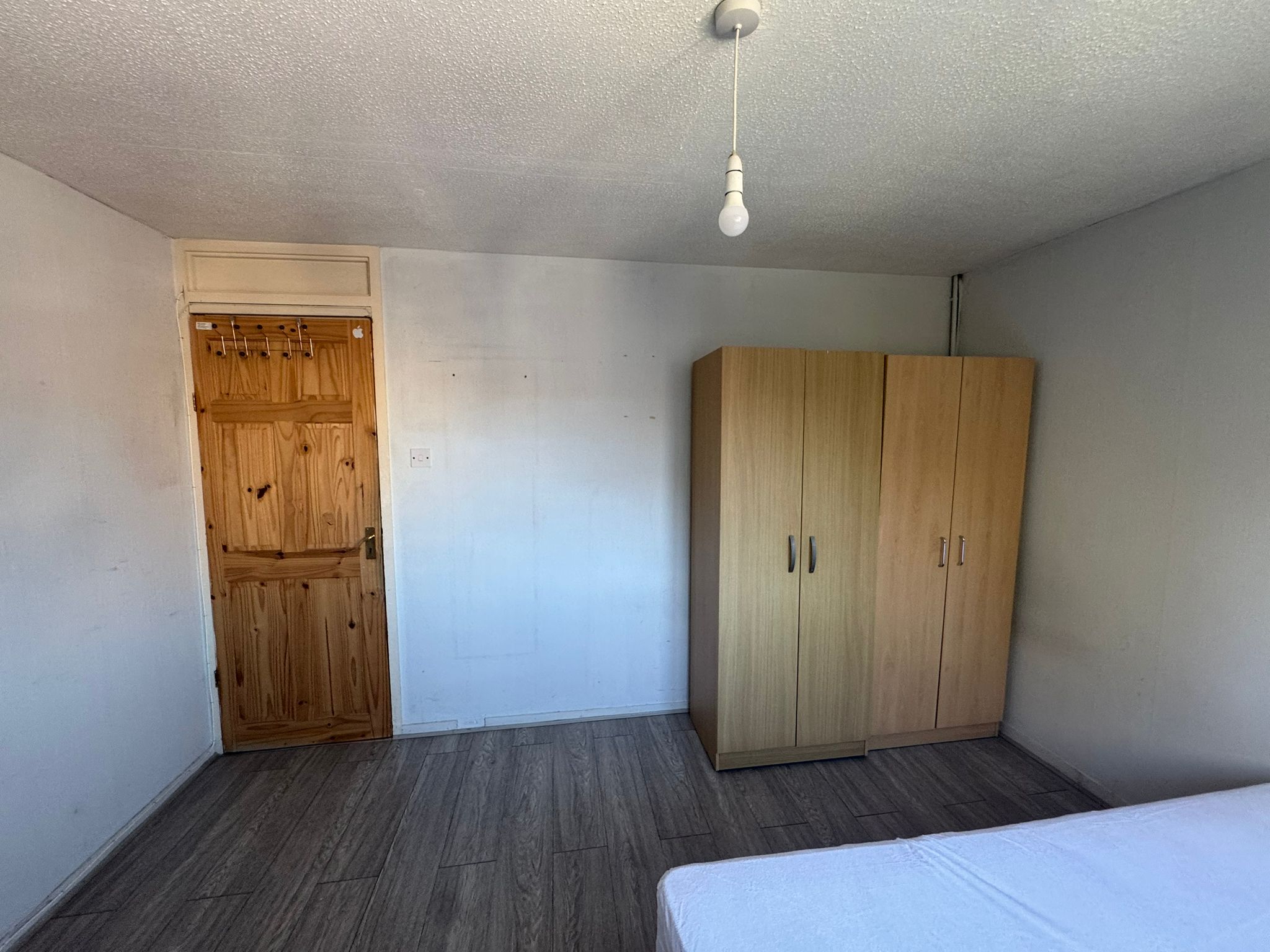 Double room in CANNING TOWN Clifford Road