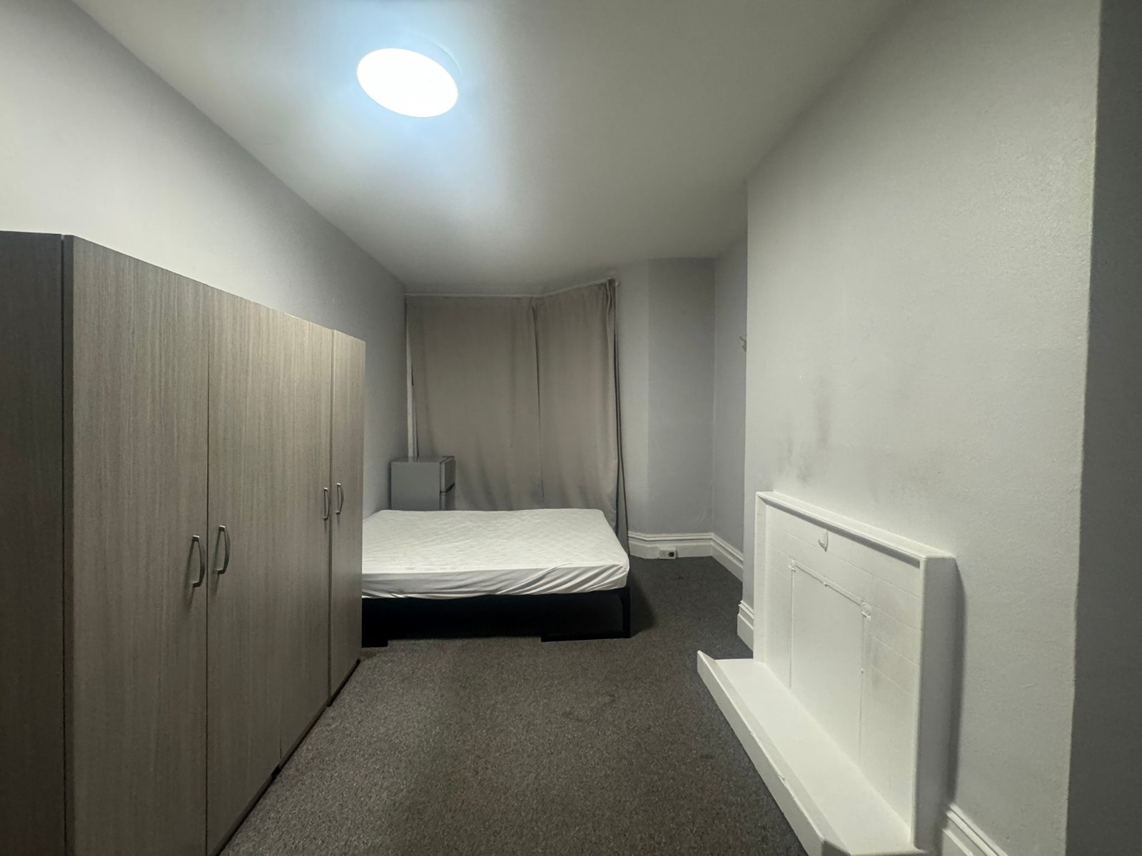 Double room in Tottenham Hale High Road