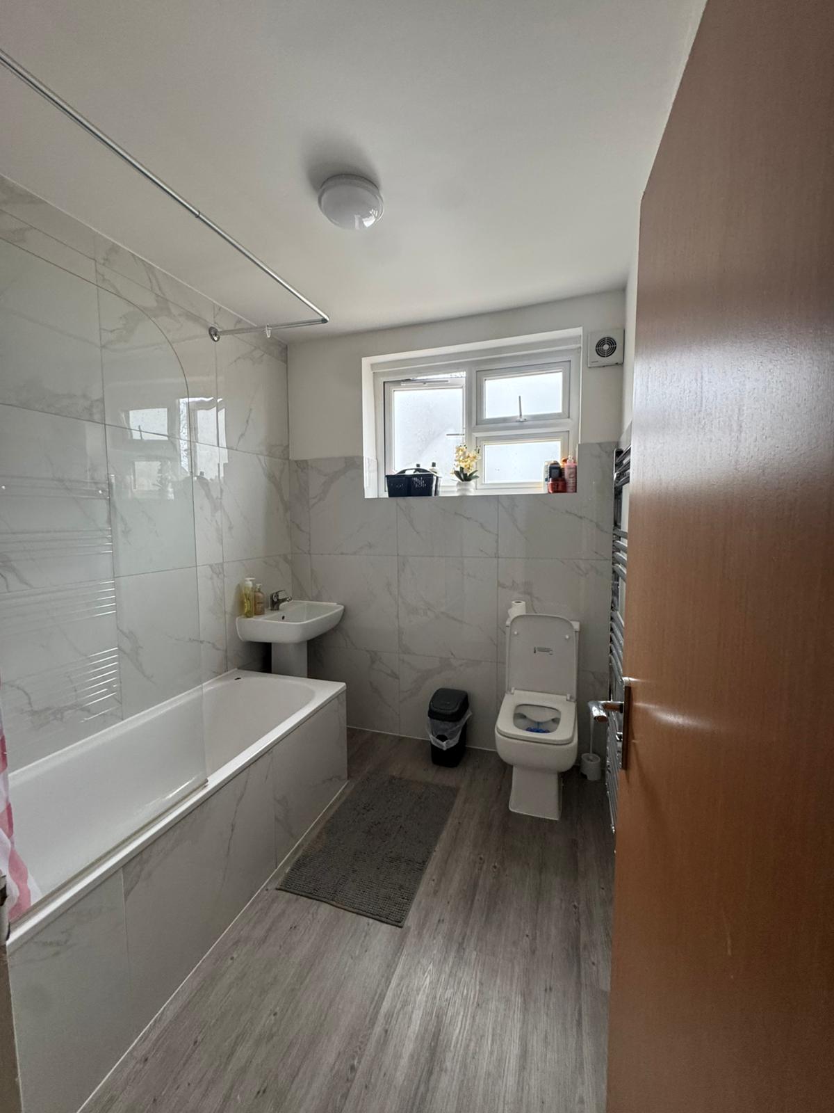 2 doubles rooms in TOTTENHAM HALE