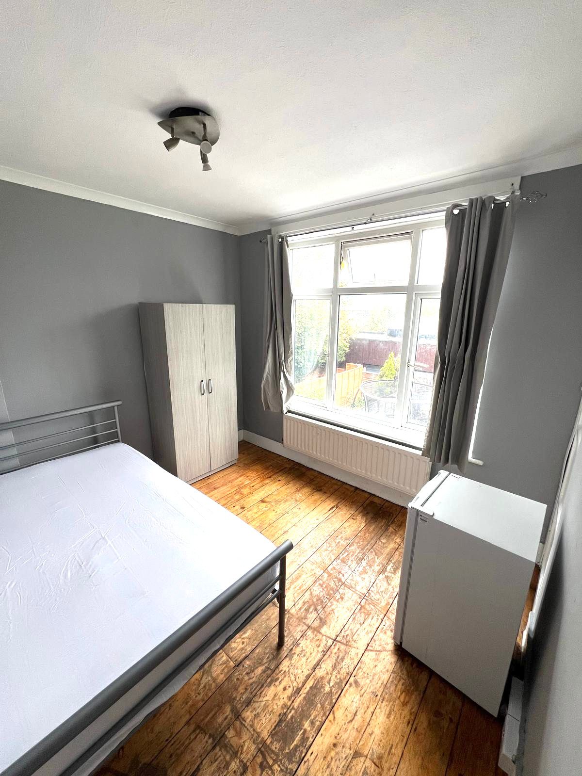 Double room in BRUCE GROVE / TOTTENHAM