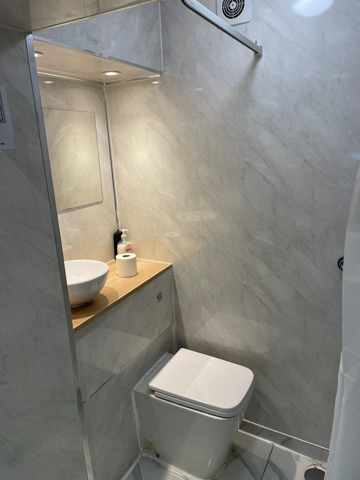 Studio Flat available! 