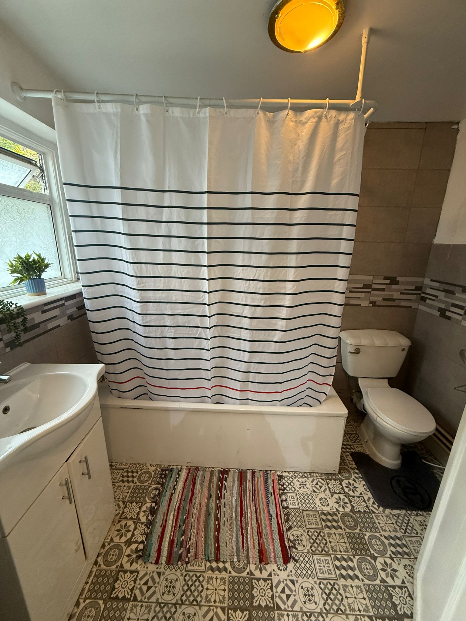 Double room in PLAISTOW  Hollybush Street