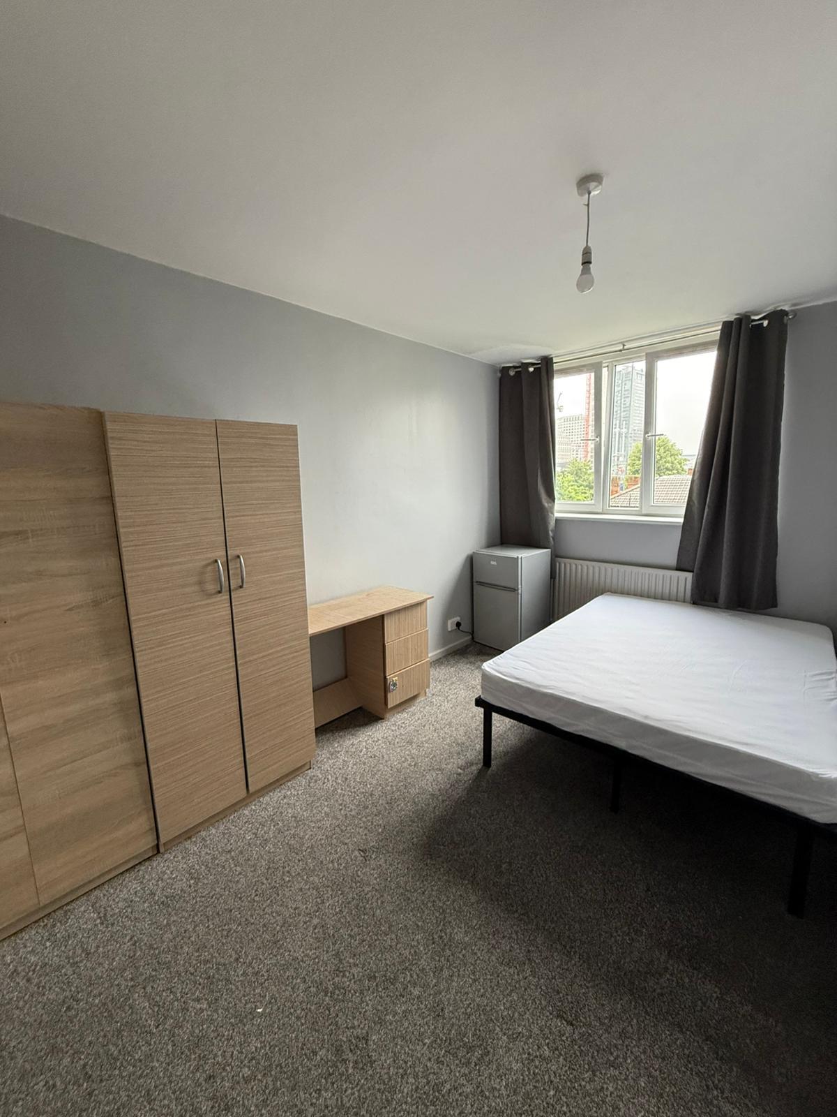 Double room in CANARY WARF