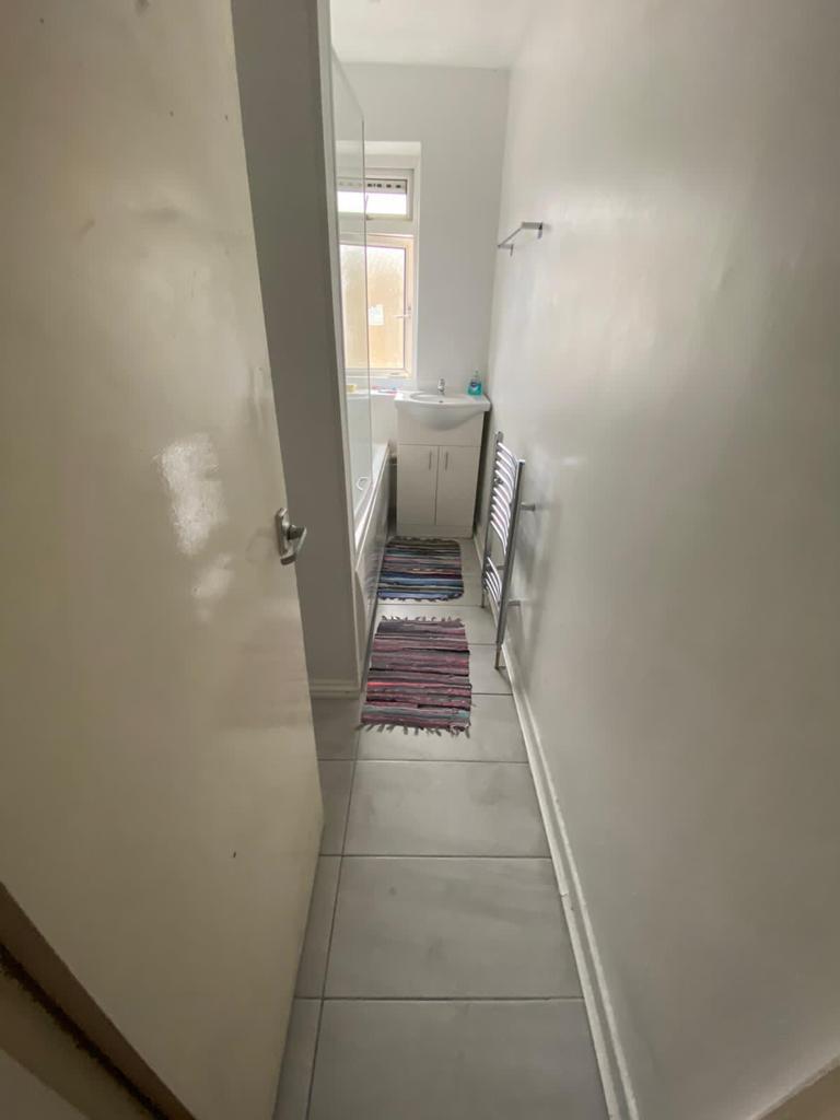 Double room near Mile End Hamlets Way