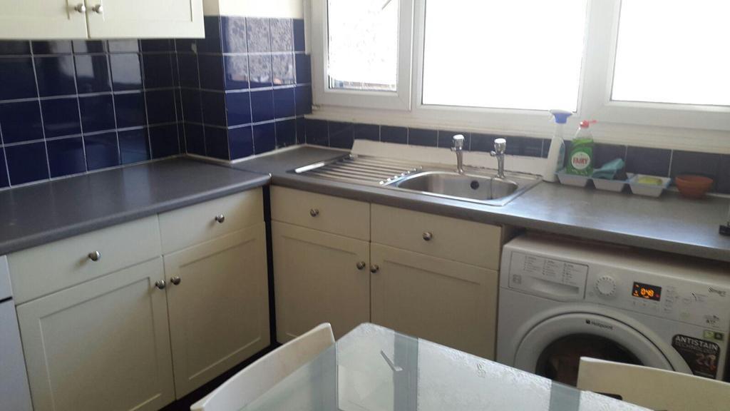 Double room near Mile End Hamlets Way