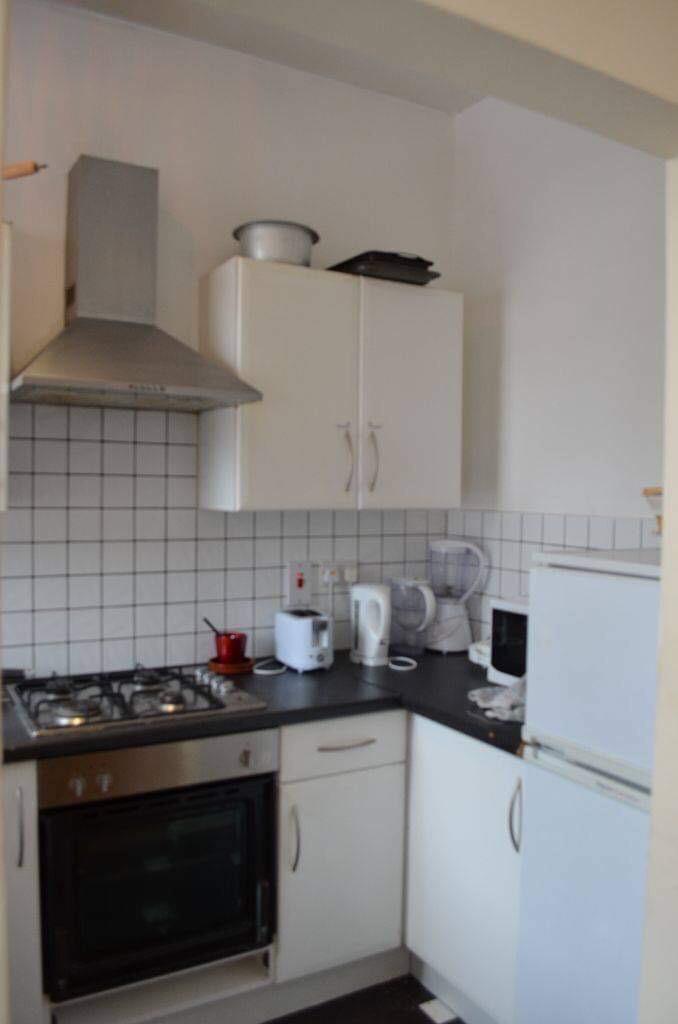  Spacious Double Room Available in Bruce Grove, North London