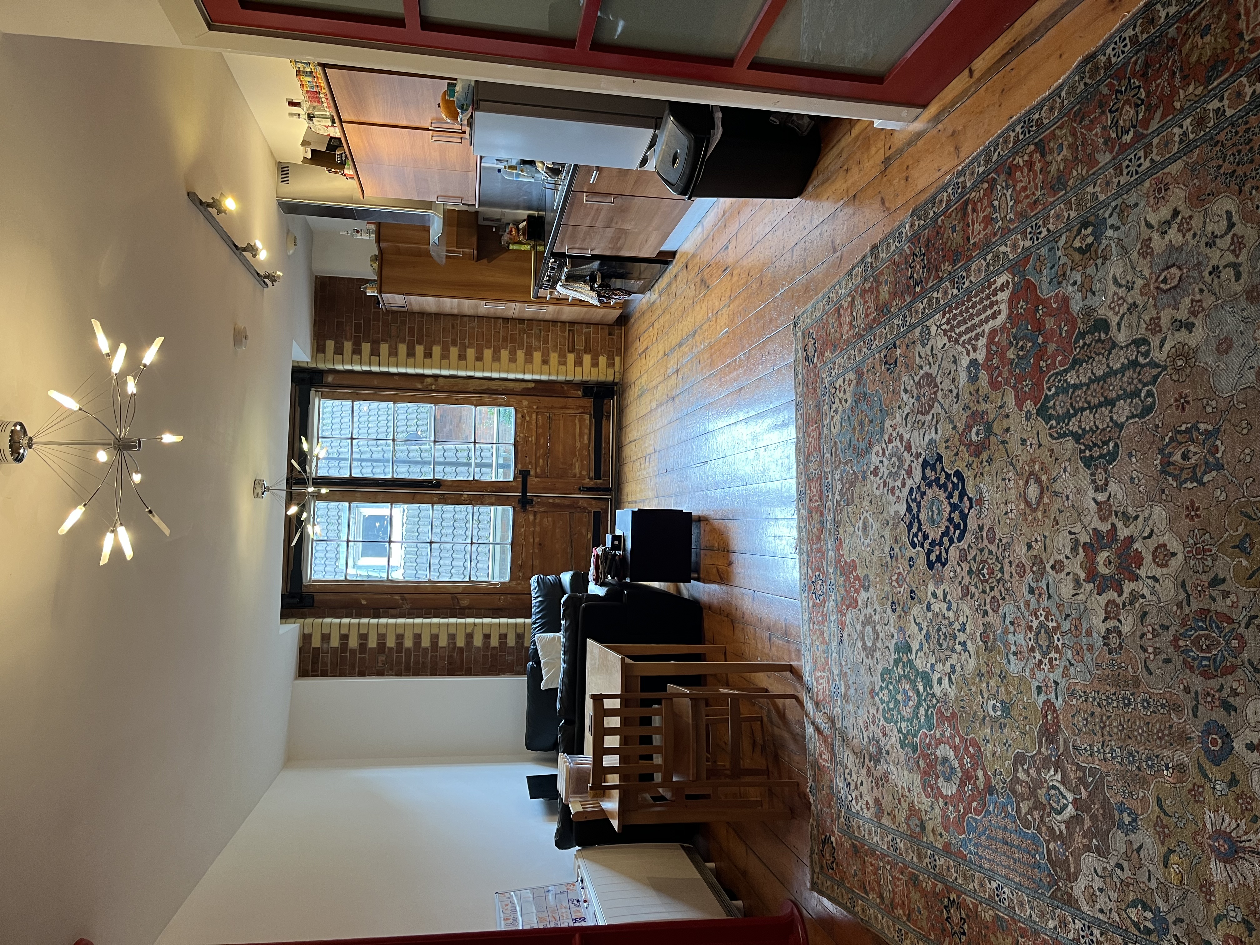 NEEDED ASAP Cosy 1 Bedroom to rent in Aldgate