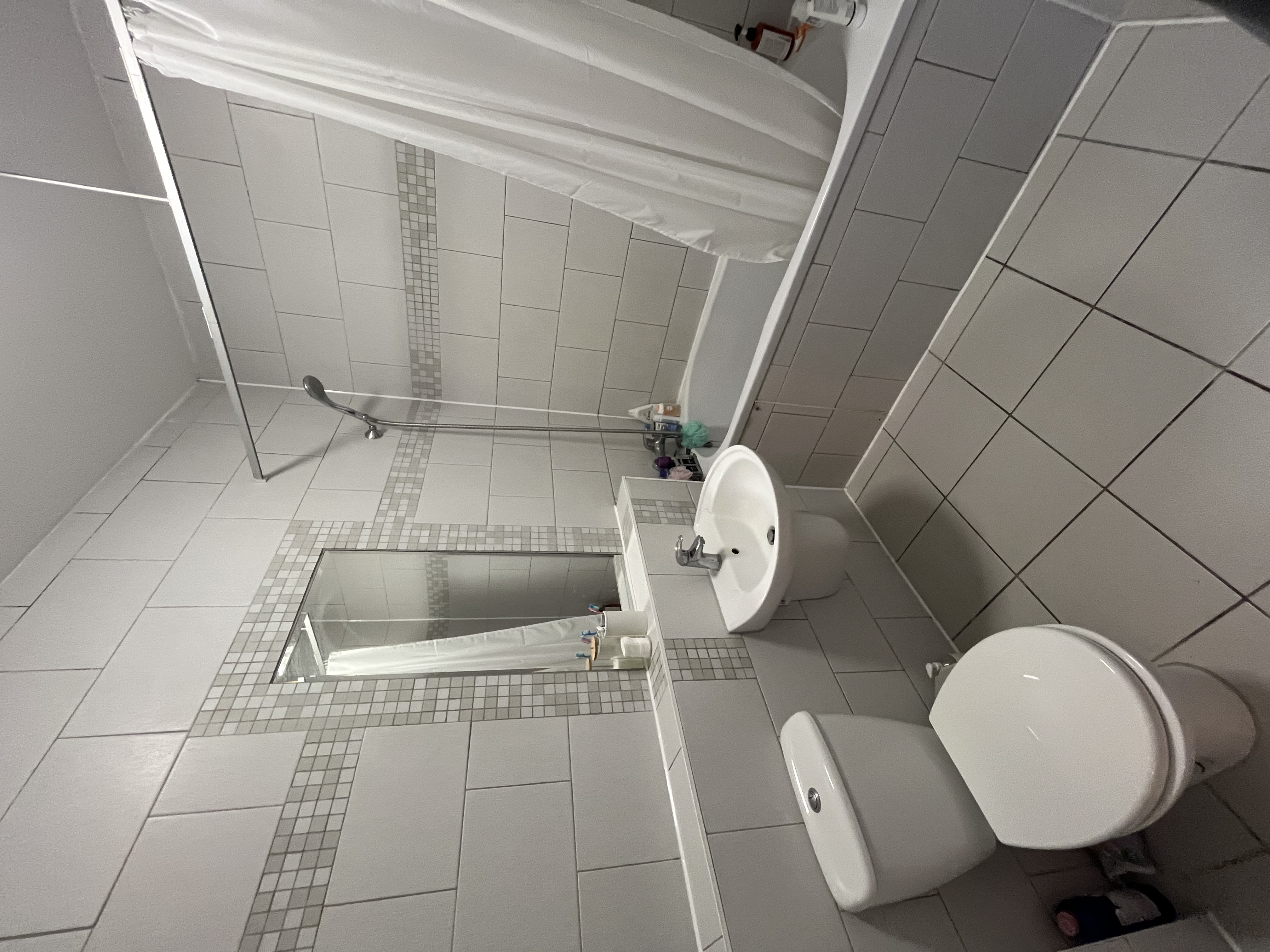 NEEDED ASAP Cosy 1 Bedroom to rent in Aldgate