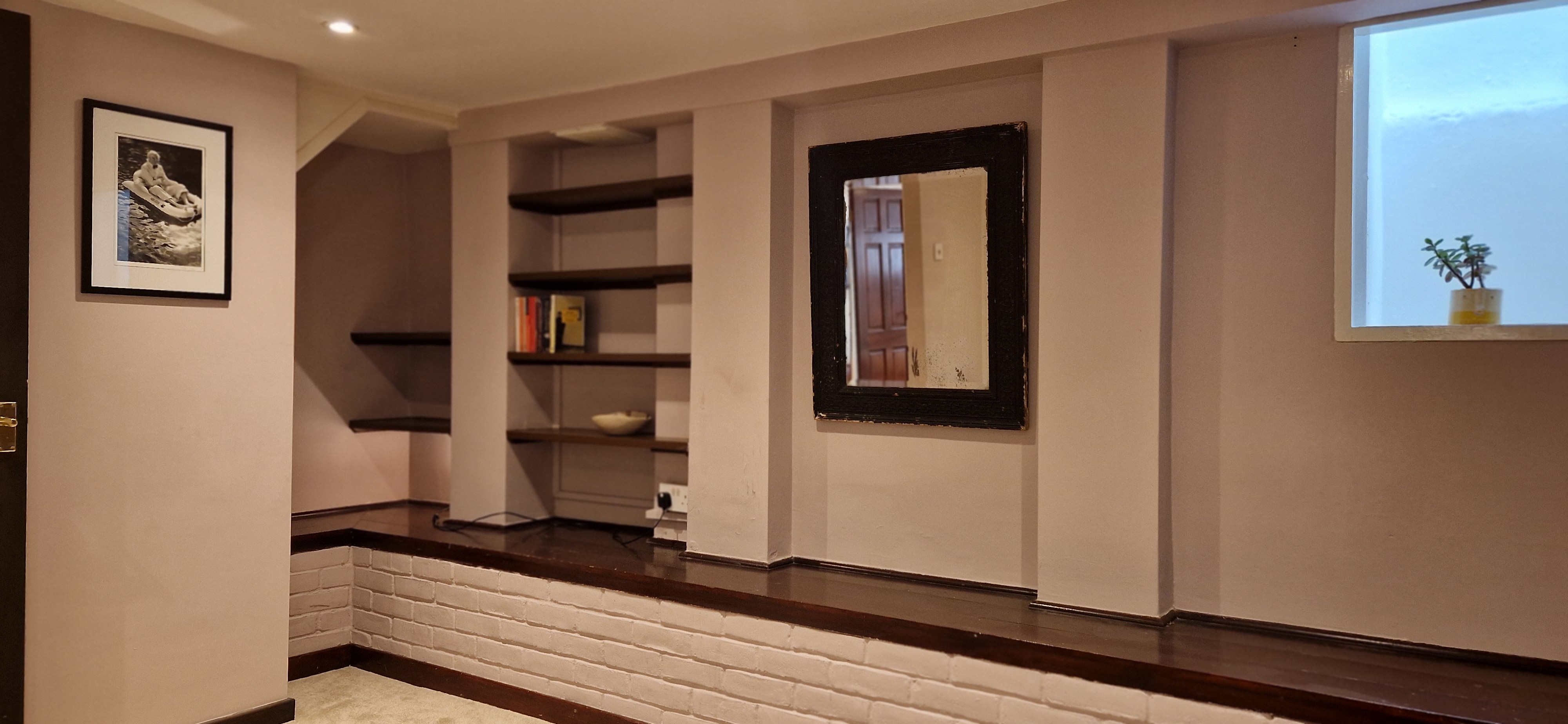 Spacious House Share: Two Rooms Available