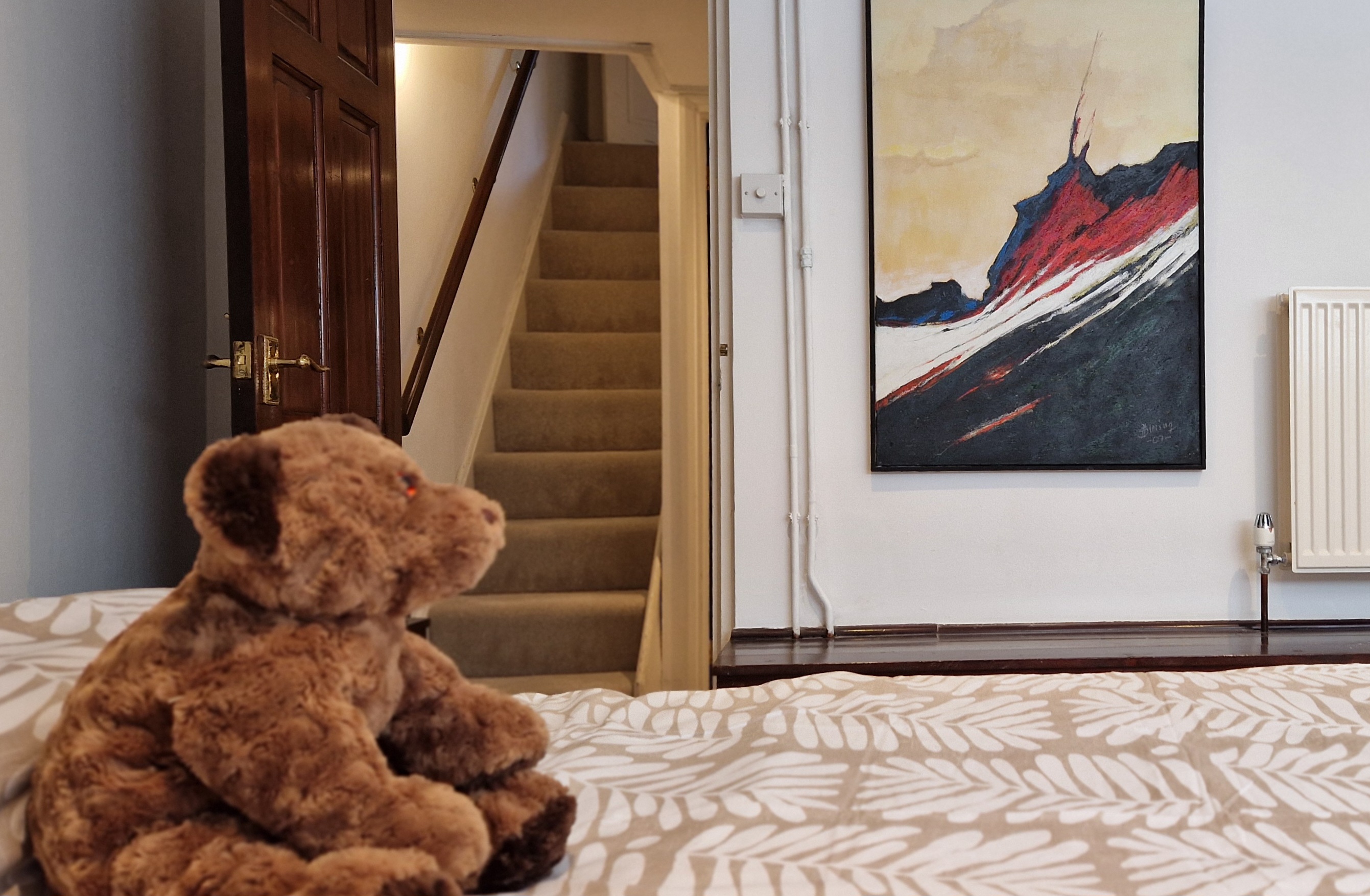 Spacious House Share: Two Rooms Available