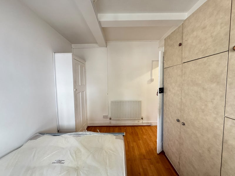 Spacious Double Bedroom in London Bridge SE1