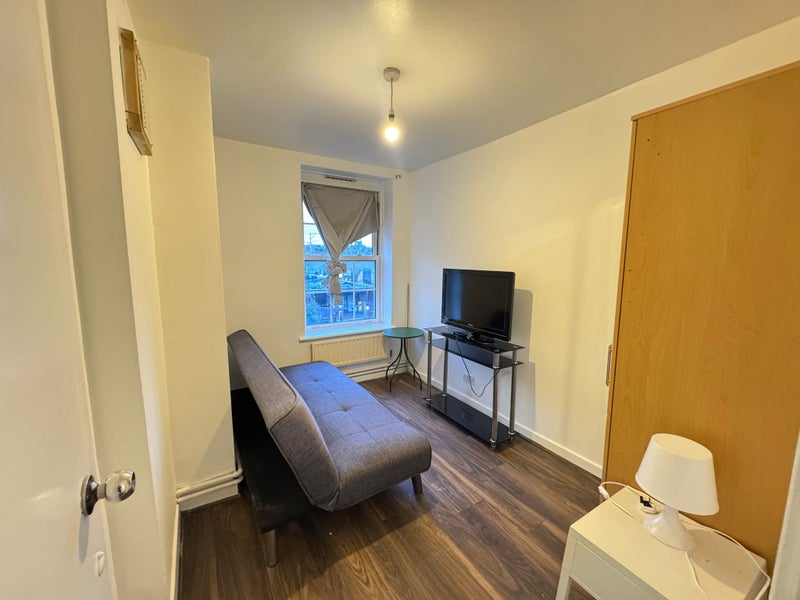 Spacious Single Bedroom Located in Bethnal Green