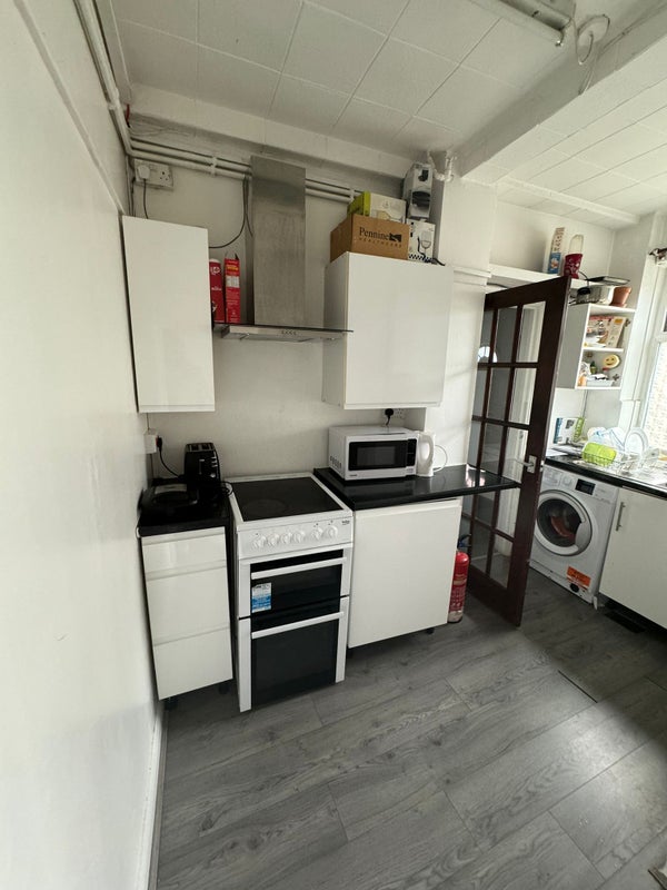 Lovely Double Room in London Bridge SE1