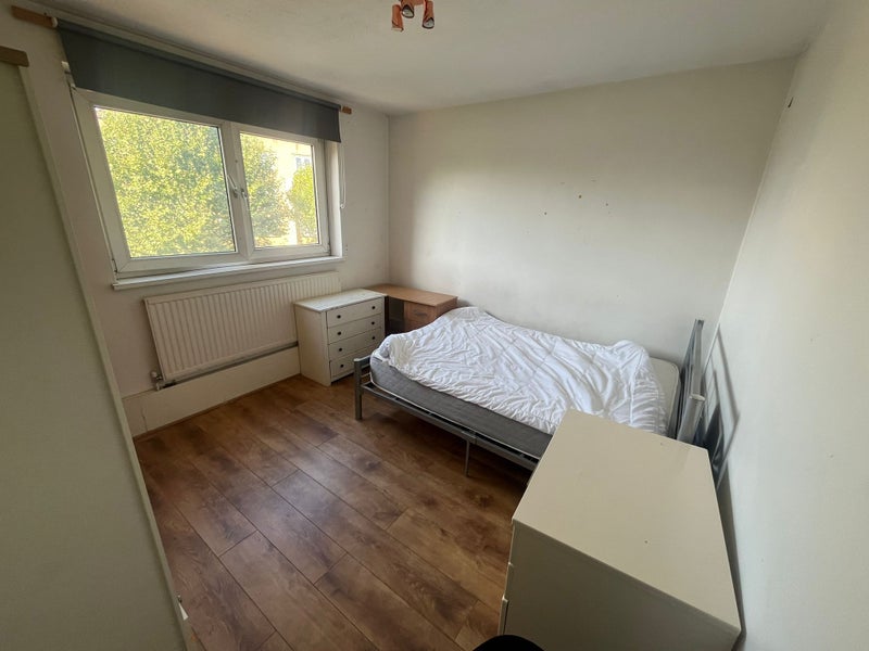 2 Spacious Double Bedroom Located in Whitechapel