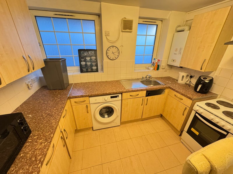 Double Bedroom Available in Bethnal Green