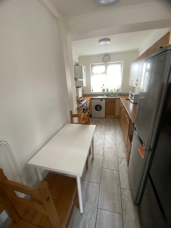 3 Spacious Bedroom Located in Kidbrooke SE3