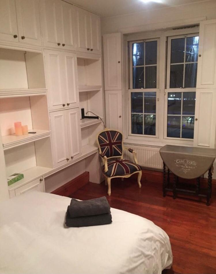 CHARMING DOUBLE BED WITH MAGNIFICENT VIEW OF CUTTY SARK 